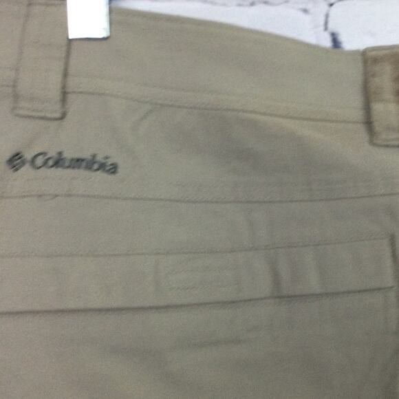 Columbia Men’s Omni-shield Advanced Repellency Flat Front Casual Tan Shorts 40 - Picture 7 of 13